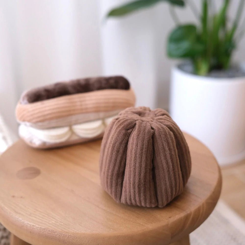 CANELE squeaky + snuffle - Lambwolf Collective