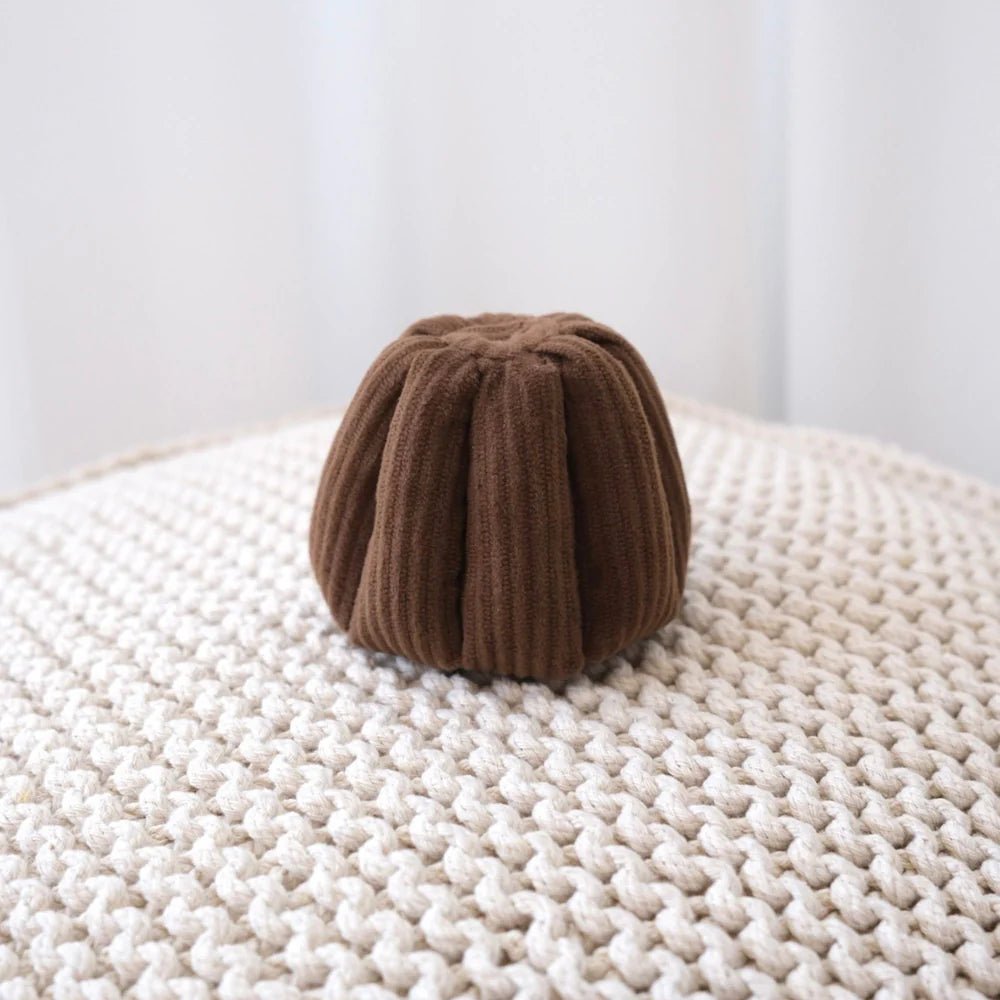 CANELE squeaky + snuffle - Lambwolf Collective