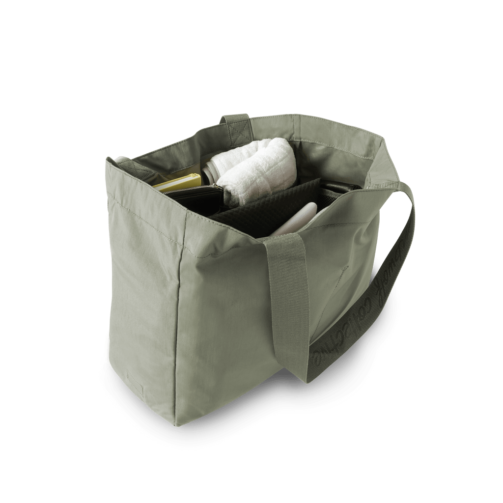 EVERYTHING MARKET TOTE - Lambwolf Collective