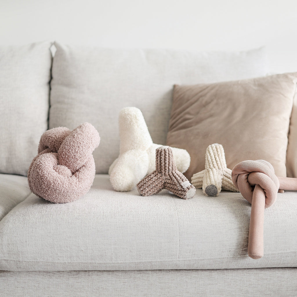 NOUNOU squeaky + nylon knit - Lambwolf Collective