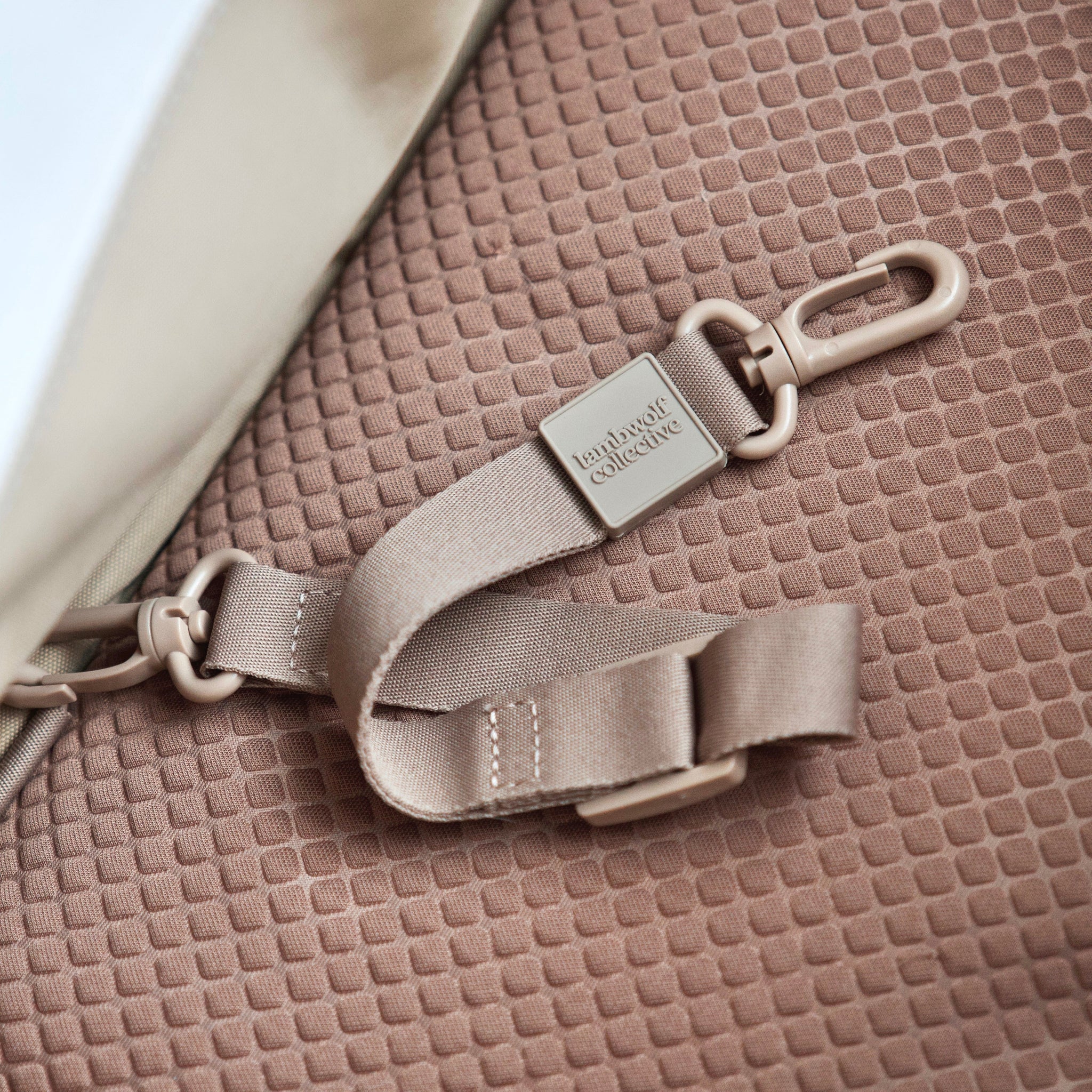 SUBWAY - Dog Carrier | Pet Carrier – Lambwolf Collective